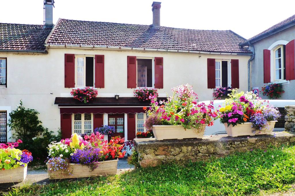 La Maison De Cure Hotel Domecy-sur-Cure Buitenkant foto