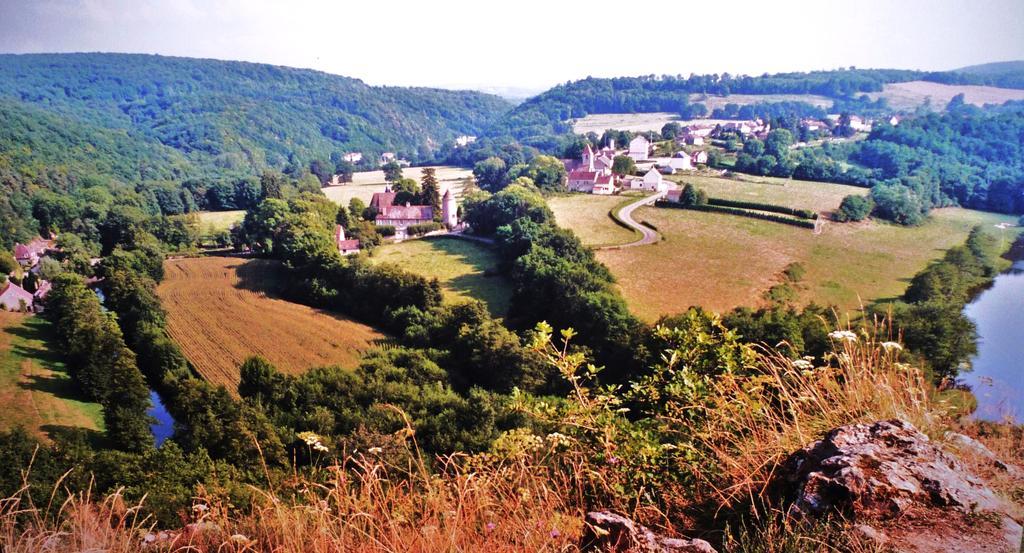 La Maison De Cure Hotel Domecy-sur-Cure Buitenkant foto